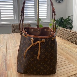 Louis Vuitton Noe Petite Bucket Bag